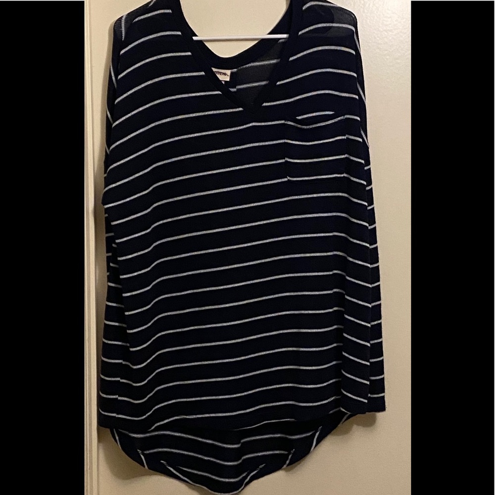 Long sleeve sweater, navy blue and white